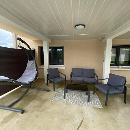 Harmonie Apartments 5 Mins From A6 Et Chalon Sur Saone Farges-les-Chalon Buitenkant foto