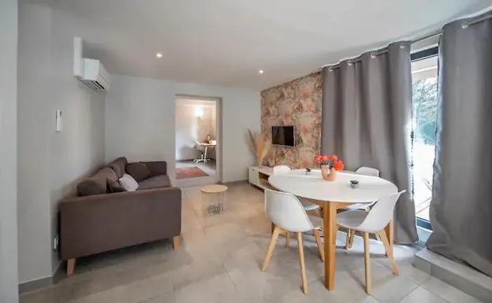 Harmonie Apartments 5 Mins From A6 Et Chalon Sur Saone