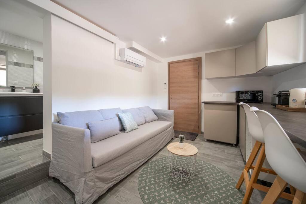 Harmonie 5 Mins From A6 Et Chalon Sur Saone Apartment *